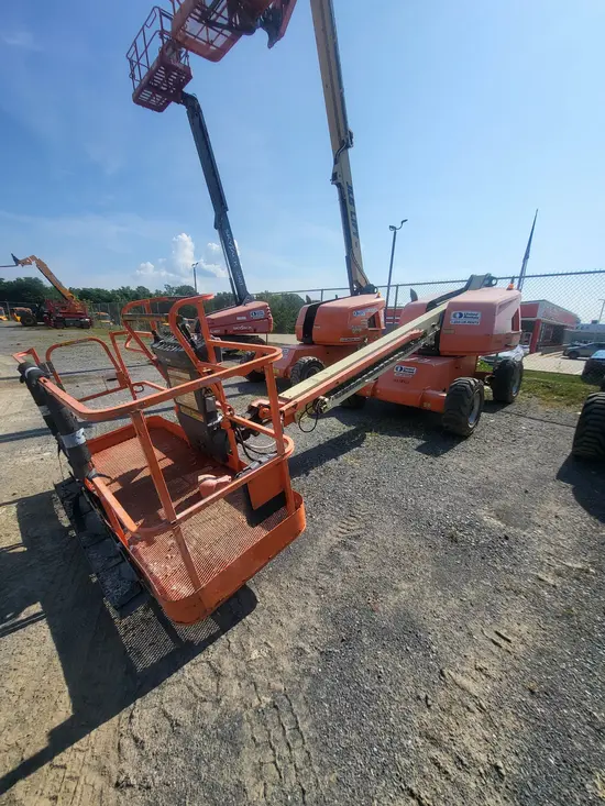 2016 JLG 400S Boom Lift
