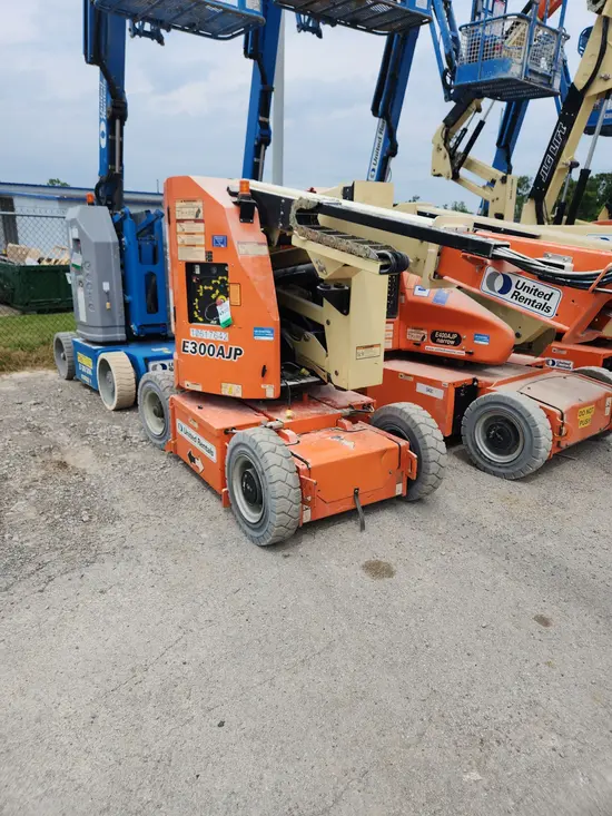 2017 JLG E300AJP Articulating Boom Lift