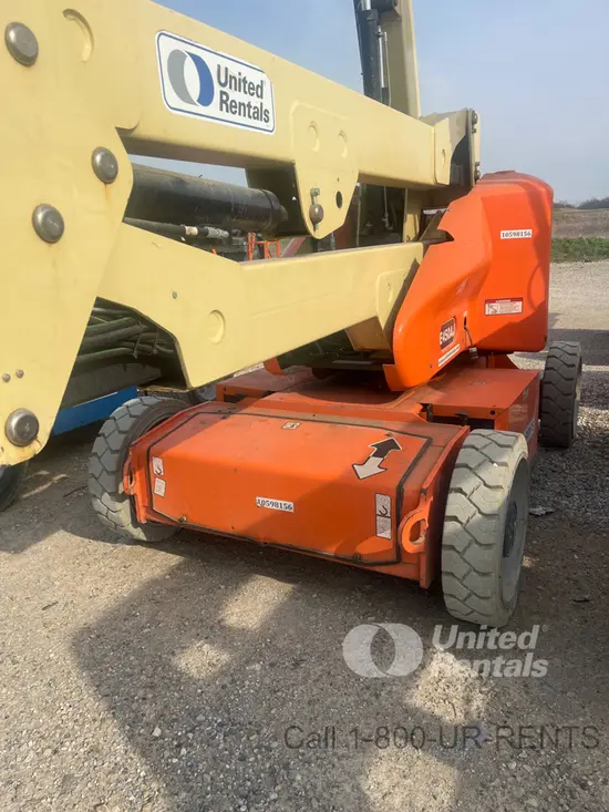 2017 JLG E450AJ Articulating Boom Lift