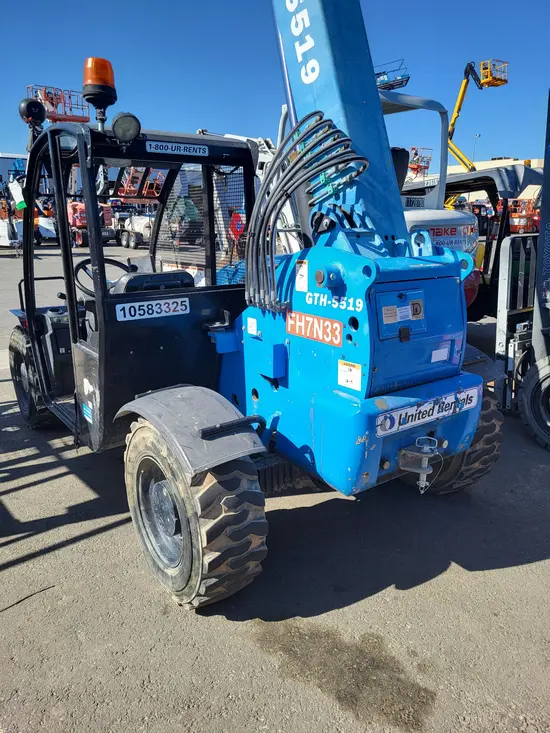 2017 Genie GTH-5519 Forklift