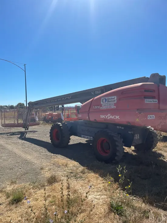 2016 Skyjack SJ66T Boom Lift