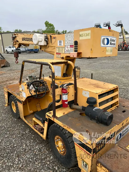 2007 Broderson IC-35-2D