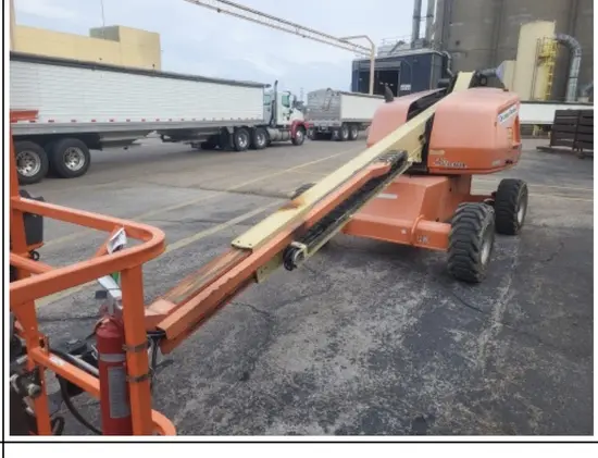 2017 JLG 400S Boom Lift