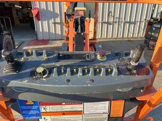2016 JLG E300AJP Articulating Boom Lift