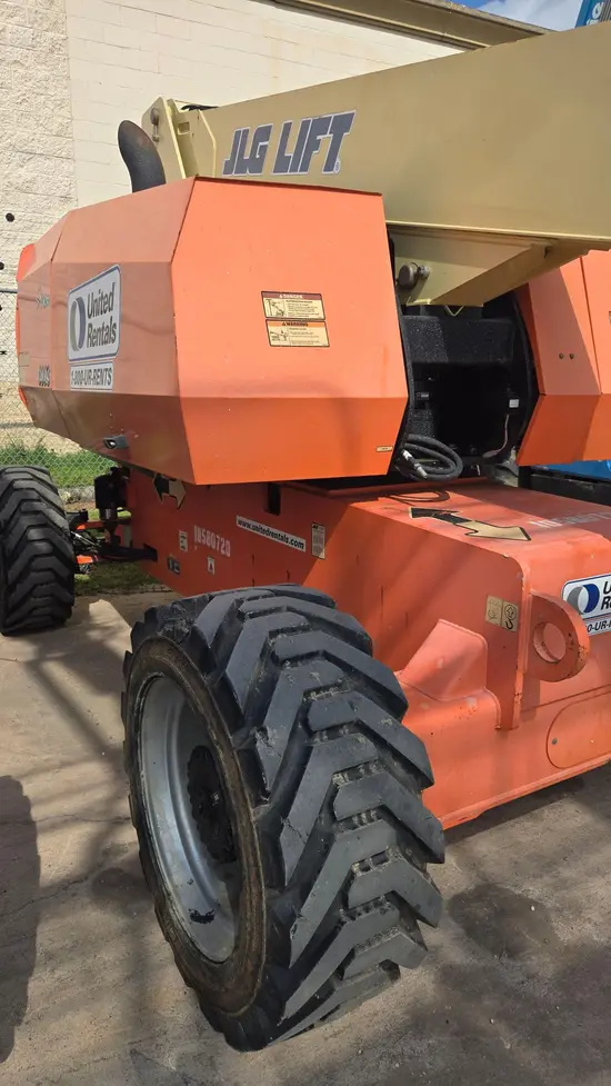 2017 JLG 800S Boom Lift