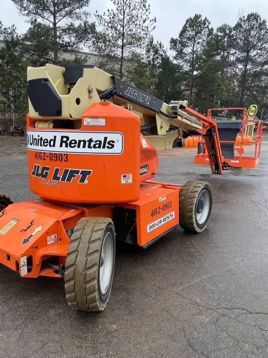 2015 JLG E450AJ Articulating Boom Lift