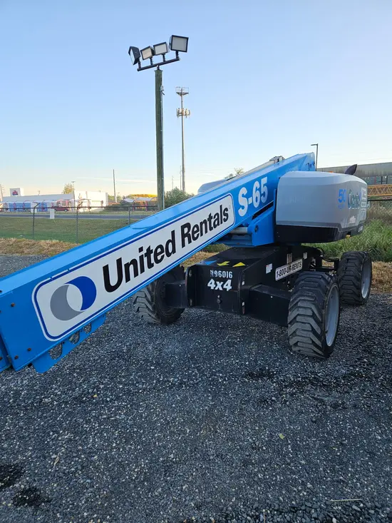 2016 Genie S-65 Boom Lift