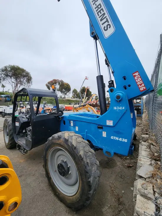 2016 Genie GTH-636 Forklift