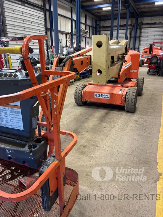 2017 JLG E450AJ Articulating Boom Lift