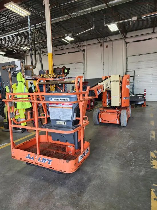 2017 JLG E300AJP Articulating Boom Lift