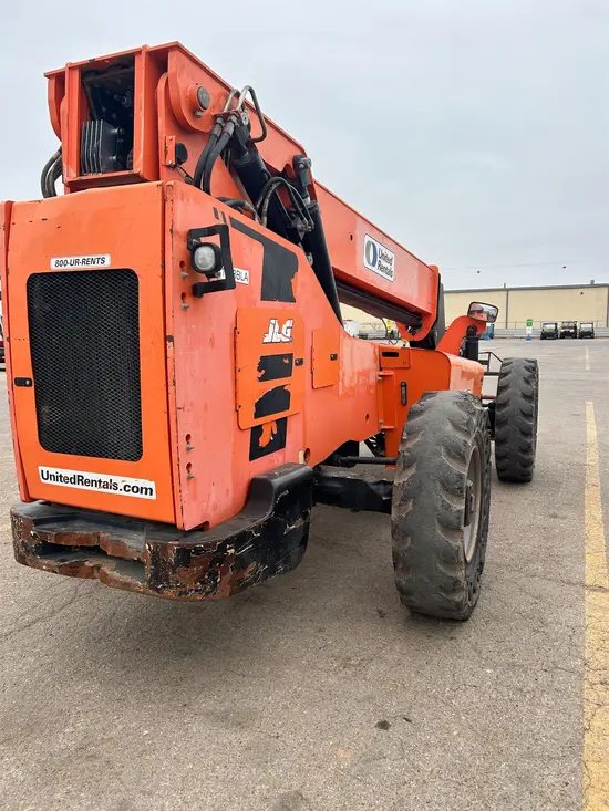 2016 SKYTRAK 8042 Forklift