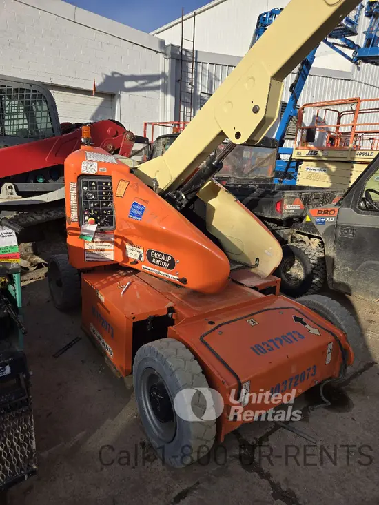 2015 JLG E400AJPN Articulating Boom Lift
