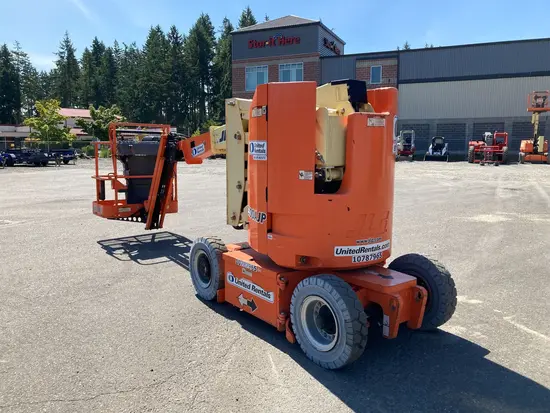 2018 JLG E300AJP Articulating Boom Lift