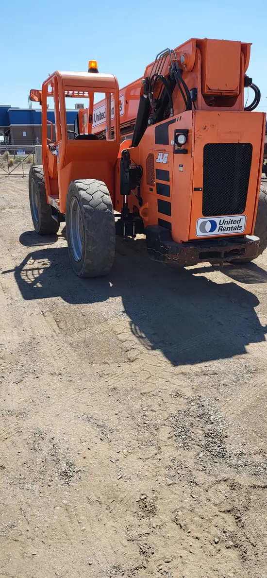 2016 SKYTRAK 6042 Forklift