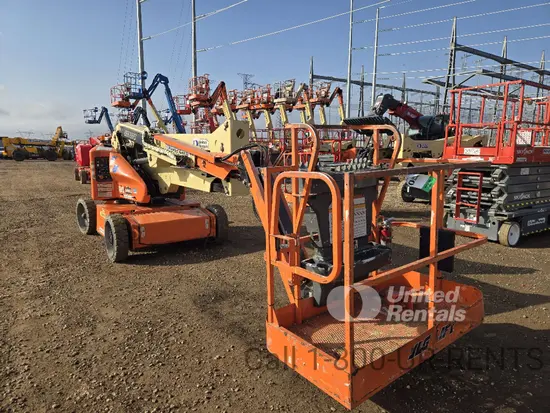 2018 JLG E450AJ Articulating Boom Lift