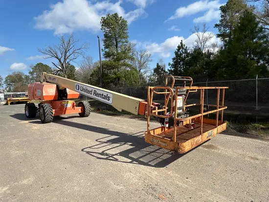 2017 JLG 800S Boom Lift