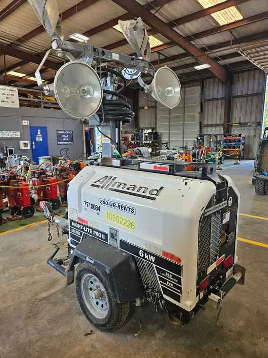2017 Allmand NIGHT-LITE PRO Portable Light Tower