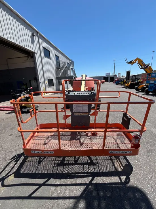2017 JLG 400S Boom Lift