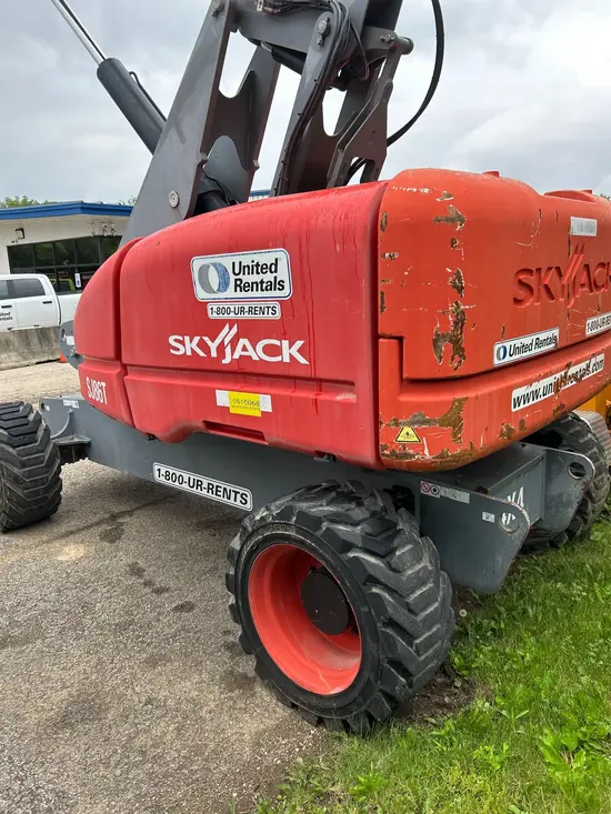 2017 Skyjack SJ86T Boom Lift
