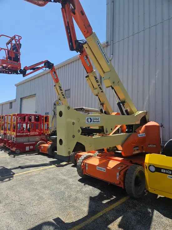 2017 JLG E450AJ Articulating Boom Lift