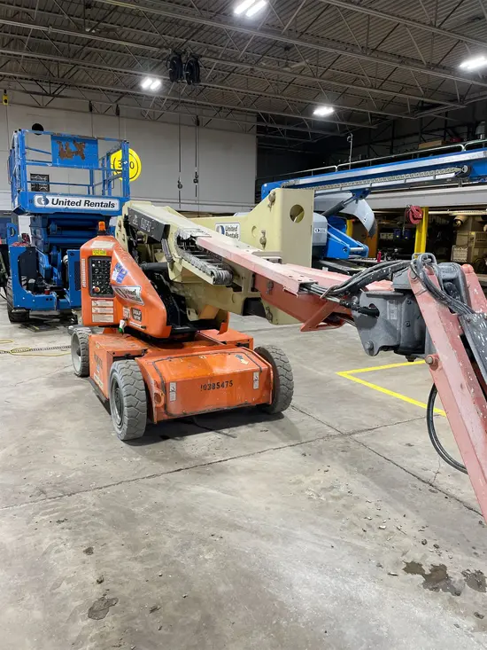2015 JLG E400AJPN Articulating Boom Lift