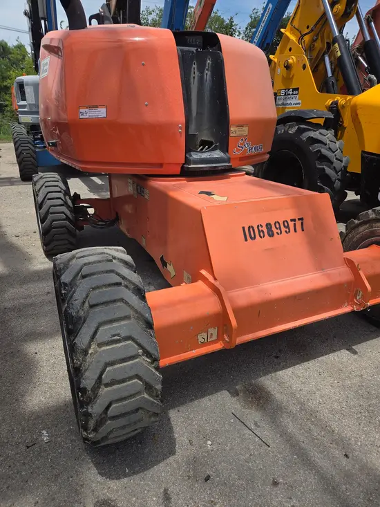 2017 JLG 460SJ Boom Lift