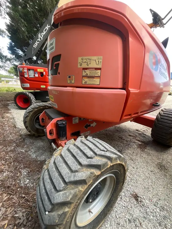 2017 JLG 450AJ Articulating Boom Lift