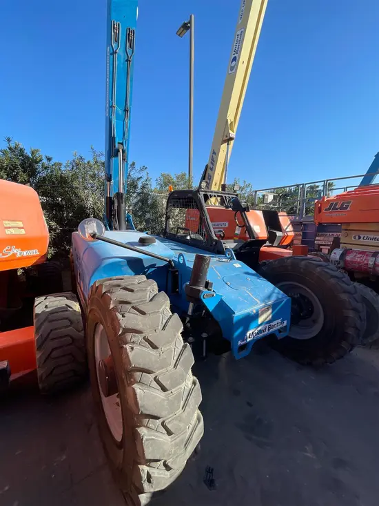 2015 Genie GTH-844 Forklift
