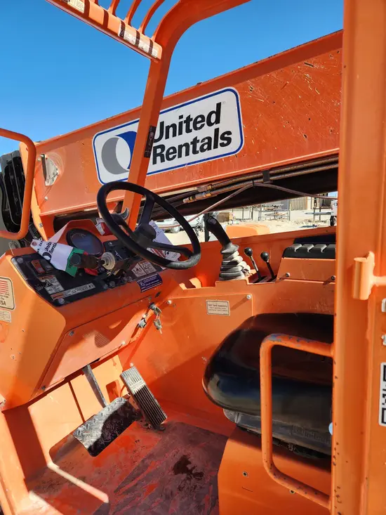 2016 SKYTRAK 8042 Forklift