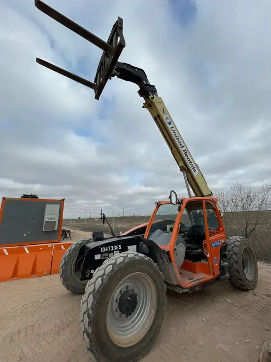 2016 JLG 642 Forklift