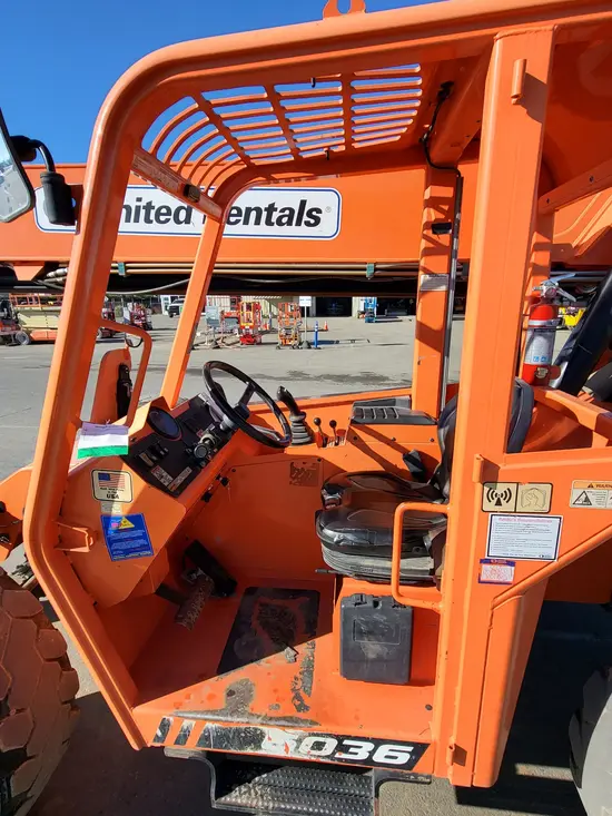 2018 SKYTRAK 6036 Forklift