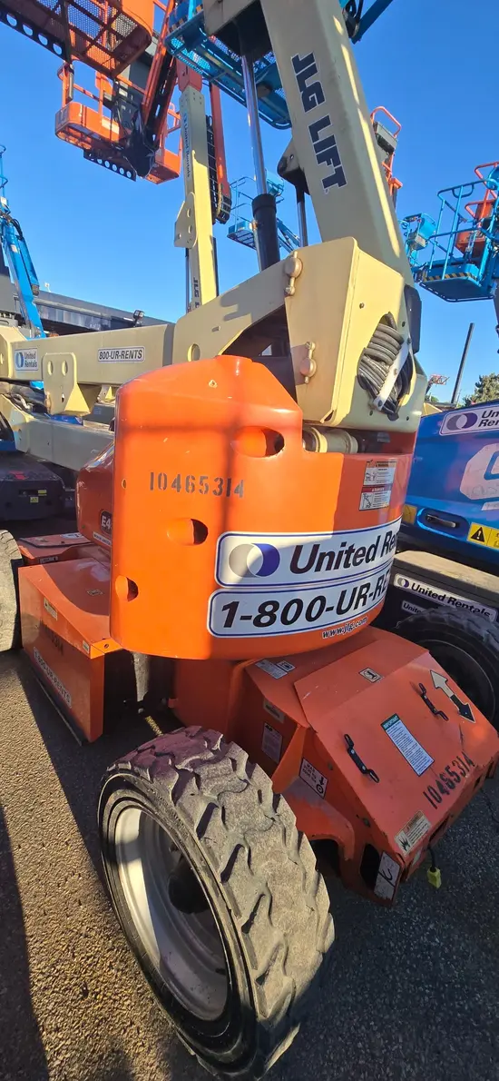 2016 JLG E450AJ Articulating Boom Lift