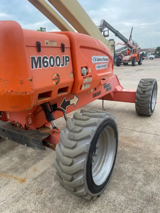 2013 JLG M600JP Boom Lift