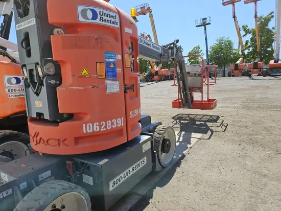 2017 Skyjack SJ30ARJE Articulating Boom Lift