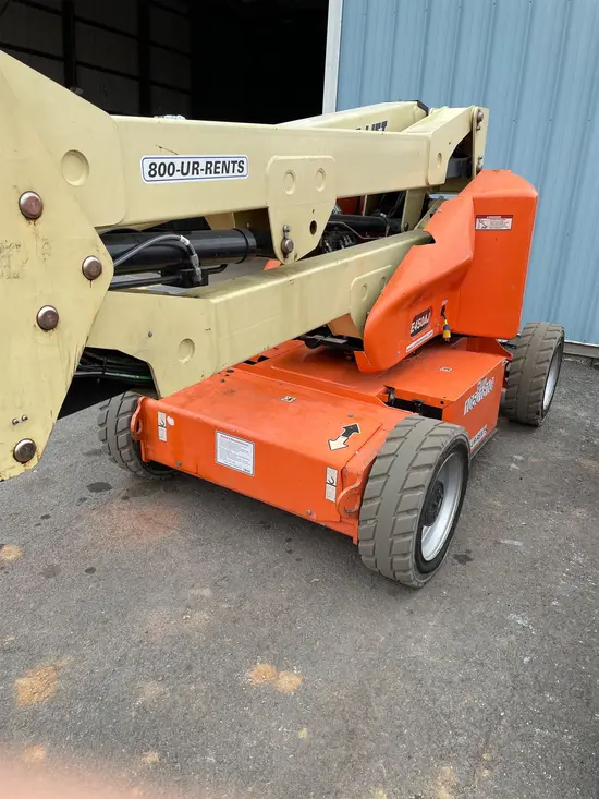 2016 JLG E450AJ Articulating Boom Lift