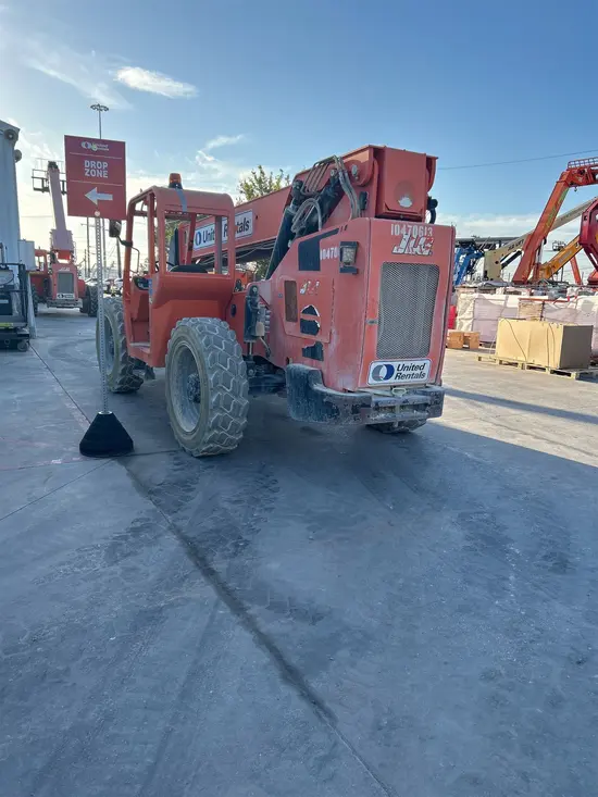 2016 SKYTRAK 8042 Forklift