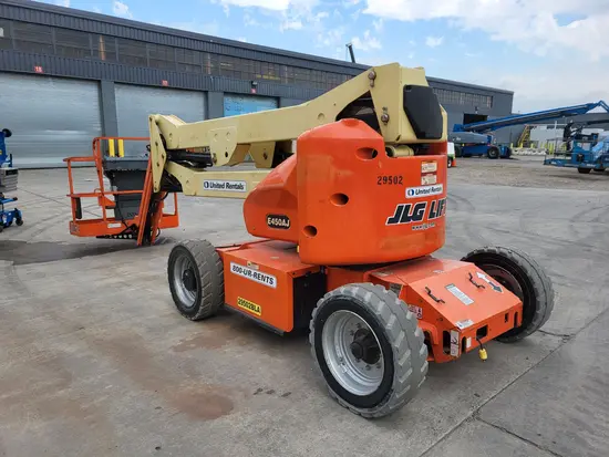 2016 JLG E450AJ Articulating Boom Lift