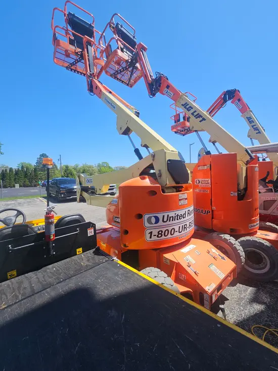 2017 JLG E450AJ Articulating Boom Lift