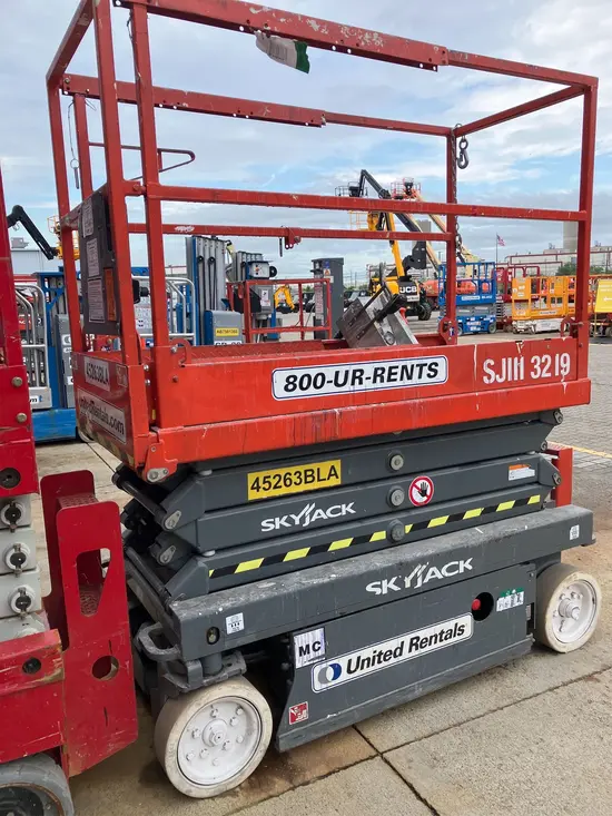2017 Skyjack SJIII3219 Scissor Lift