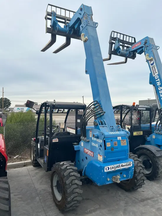 2017 Genie GTH-5519 Forklift