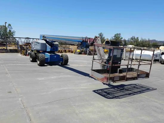 2014 Genie S-85 Boom Lift