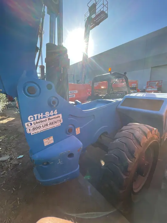 2015 Genie GTH-844 Forklift