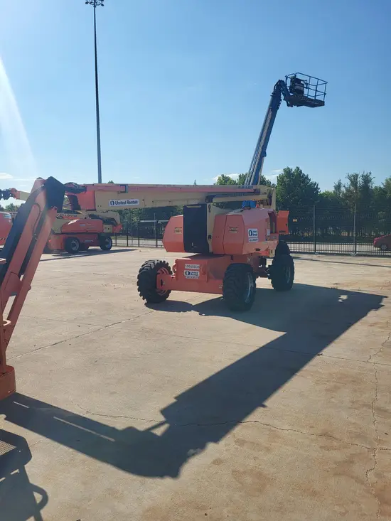 2017 JLG 800AJ Articulating Boom Lift
