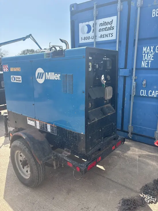 2020 Miller Welders BIG BLUE 500PRO Welder