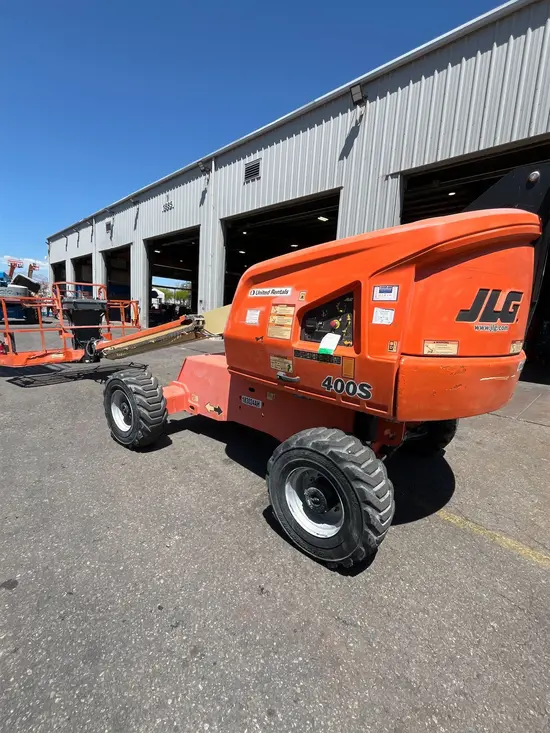 2017 JLG 400S Boom Lift