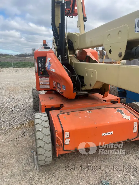 2017 JLG E450AJ Articulating Boom Lift