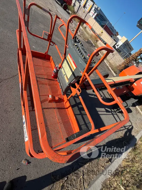 2016 JLG 400S Boom Lift