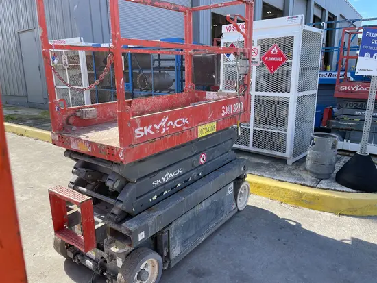 2017 Skyjack SJIII3219 Scissor Lift