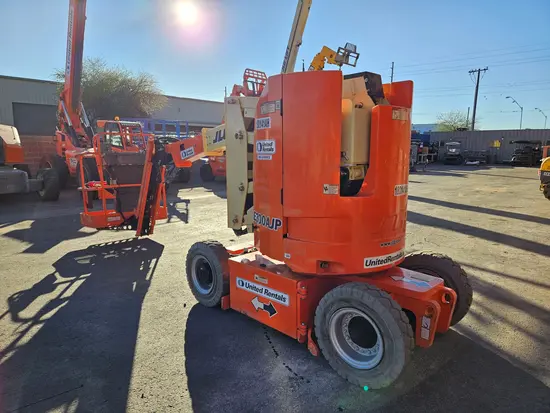 2016 JLG E300AJP Articulating Boom Lift