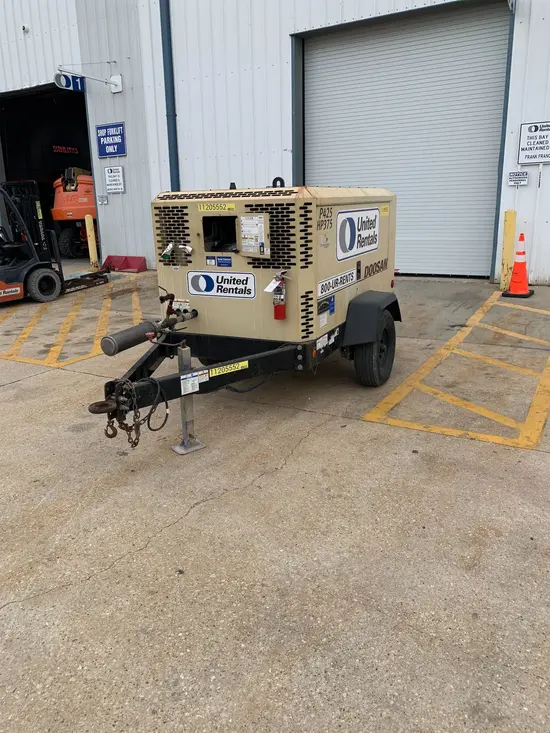 2021 Doosan P425/HP375WCUT4 Air Compressor